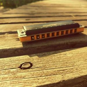 新疆旱厕偷拍36分钟
